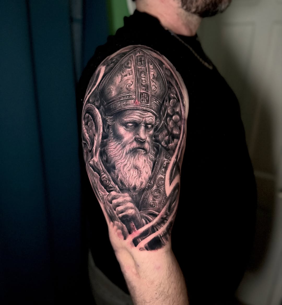 Tattoo by @jleifeste_art — realism, black_and_grey