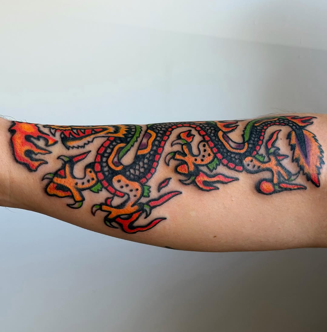 Tattoo by @plantstaretattoo โ american_traditional, illustrative