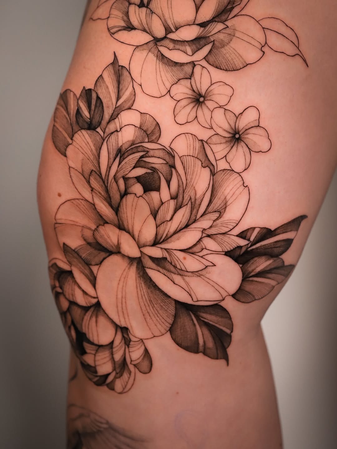 Tattoo by @artisticxcyn — black_and_grey, illustrative