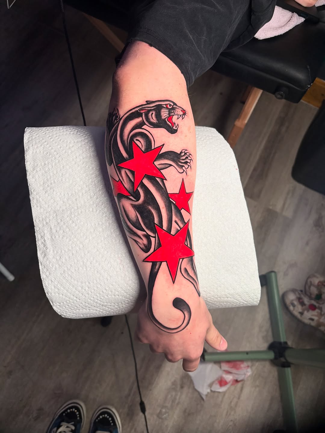 Tattoo by @inked.by.kiwiii โ american_traditional