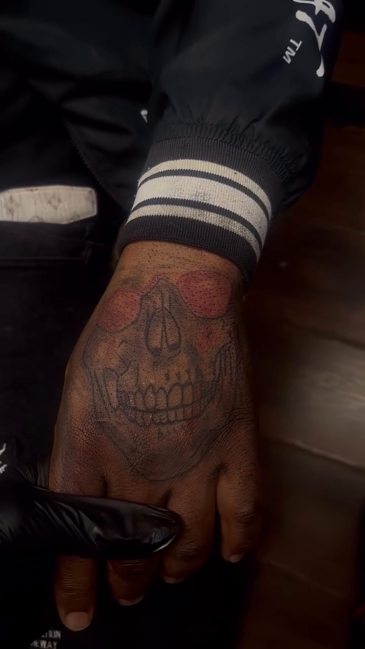 Tattoo by @tattsbyquan — black_and_grey