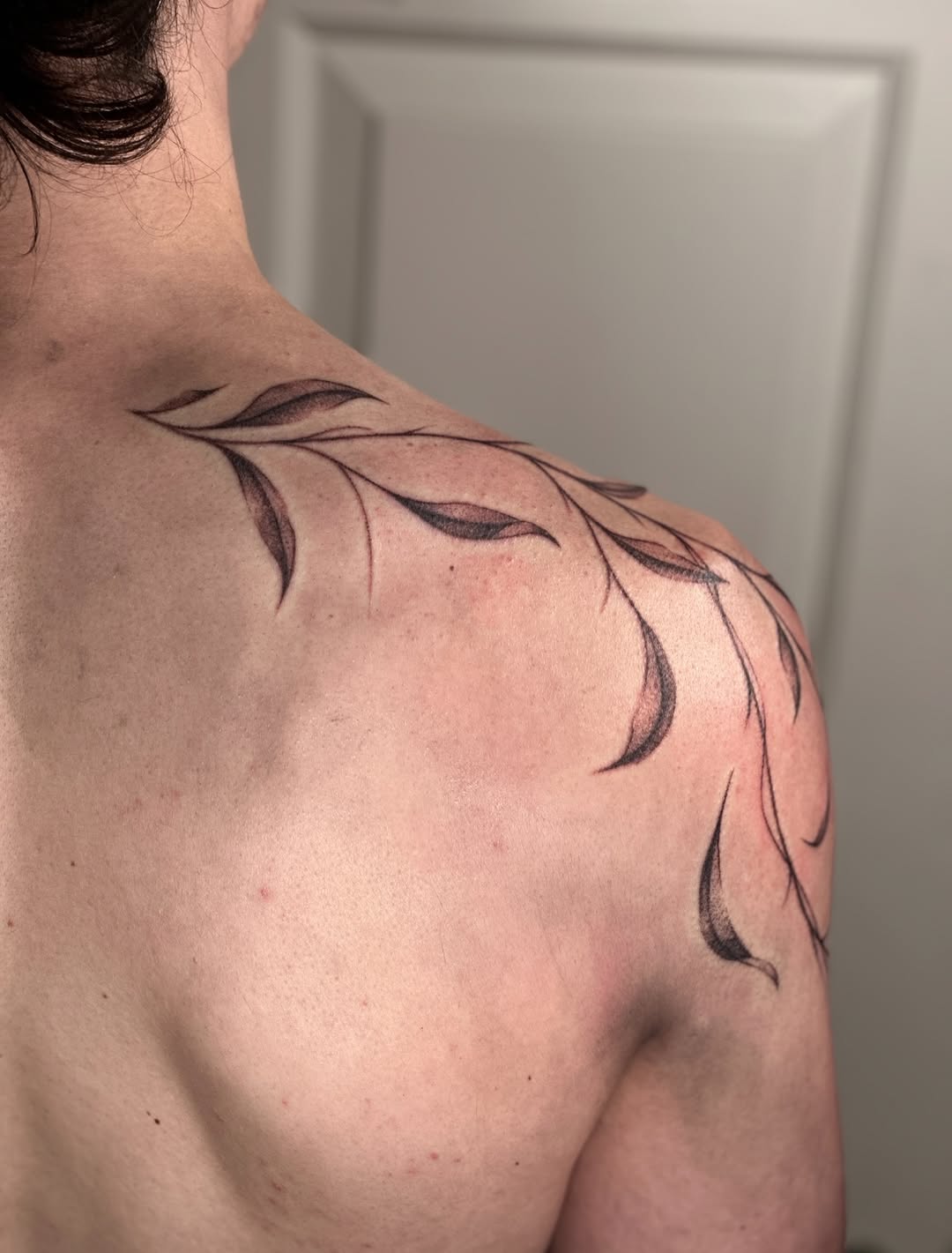 Tattoo by @nicolettemadlyne β fine_line, black_and_grey