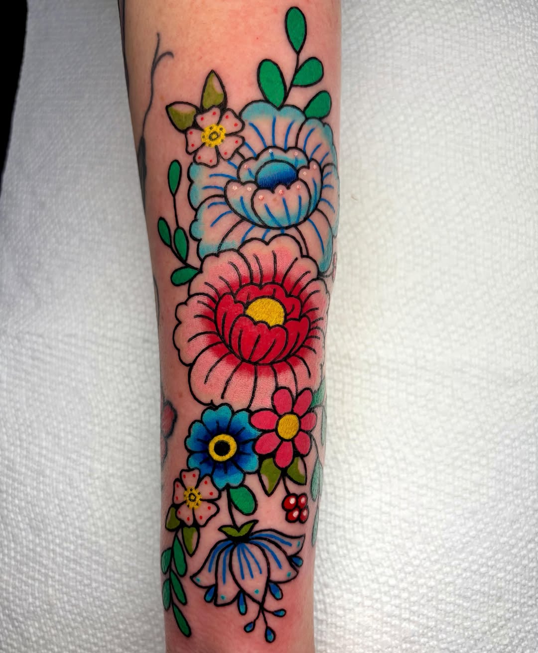 Tattoo by @alenamcdarling — american_traditional, illustrative