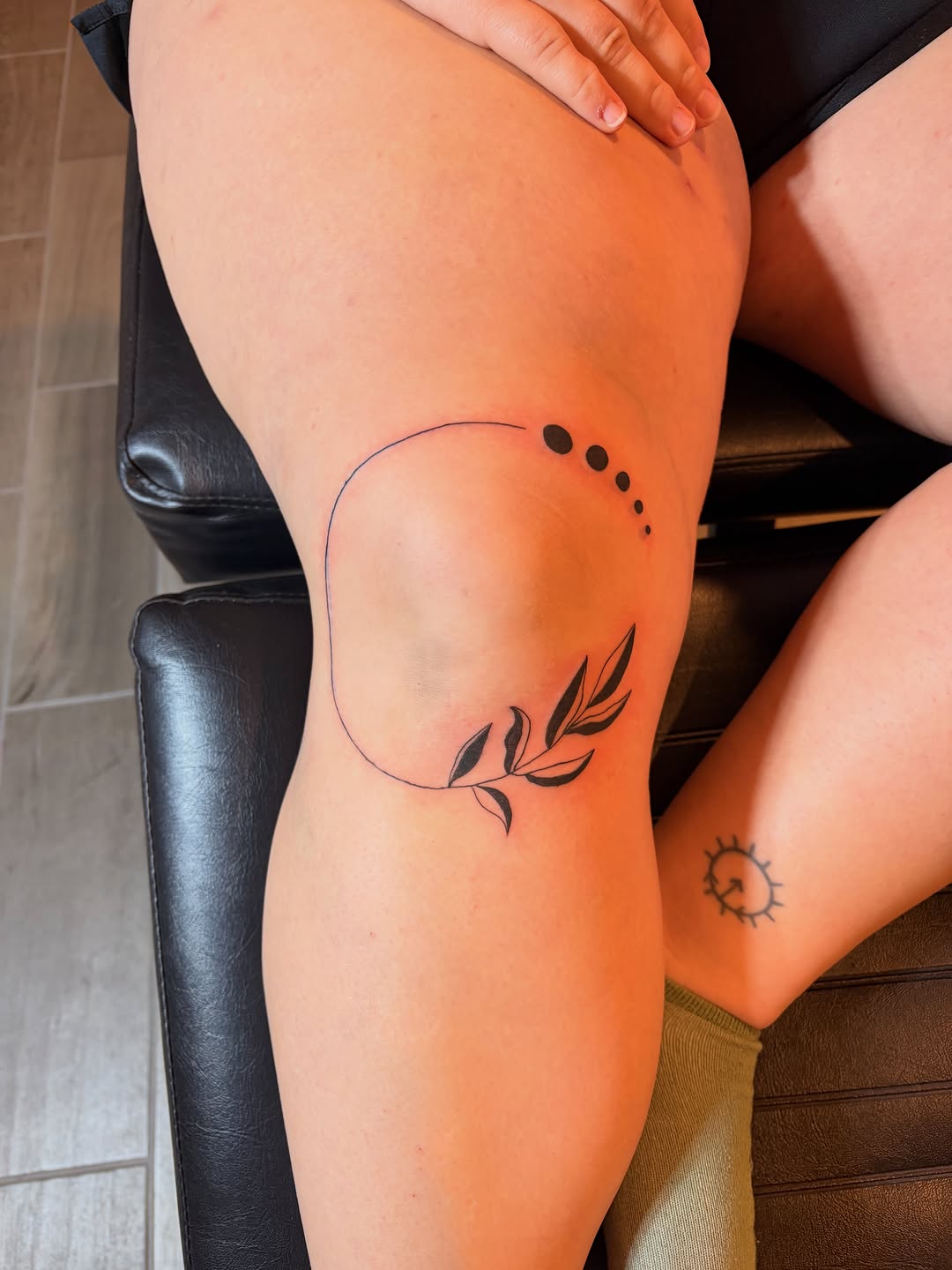 Tattoo by @inky_birdz โ fine_line, minimalist