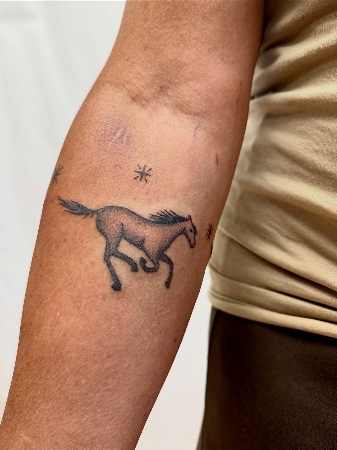 Tattoo by @lefthandpoke โ black_and_grey