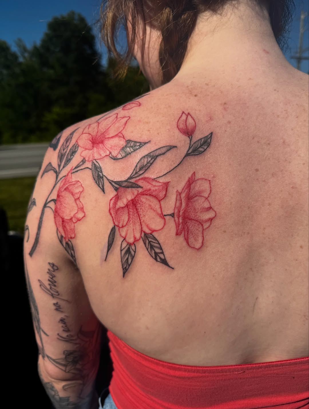 Tattoo by @lexgetinked โ fine_line