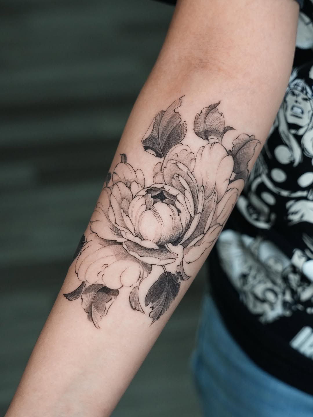 Tattoo by @catmorfin.tattoo — black_and_grey, realism