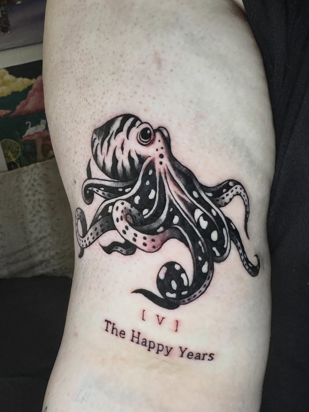 Tattoo by @giigiitatts — black_and_grey