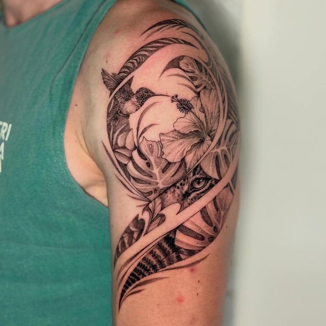 Tattoo by @la_passoire — black_and_grey, realism