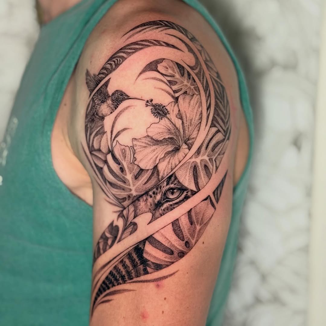 Tattoo by @la_passoire — black_and_grey, illustrative