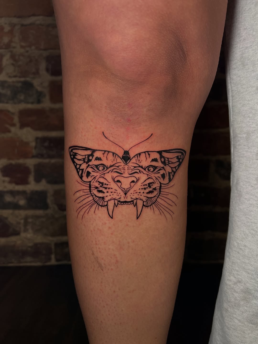 Tattoo by @uncomfycomfort โ illustrative, blackwork