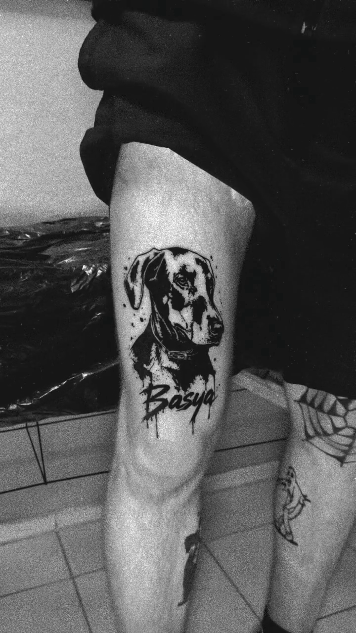 Tattoo by @lostkittenink โ black_and_grey