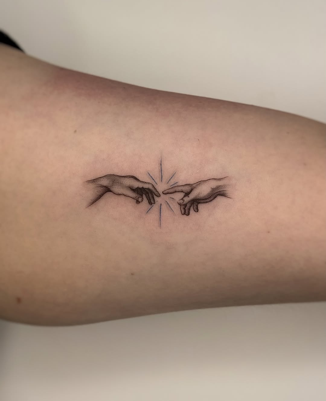 Tattoo by @giannatattoos — fine_line, illustrative