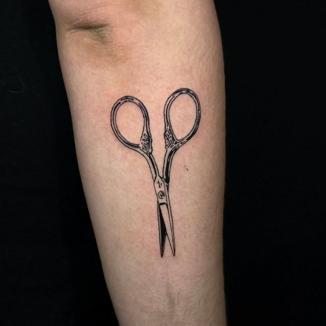 Tattoo by @pearthebeartattoo — fine_line, black_and_grey