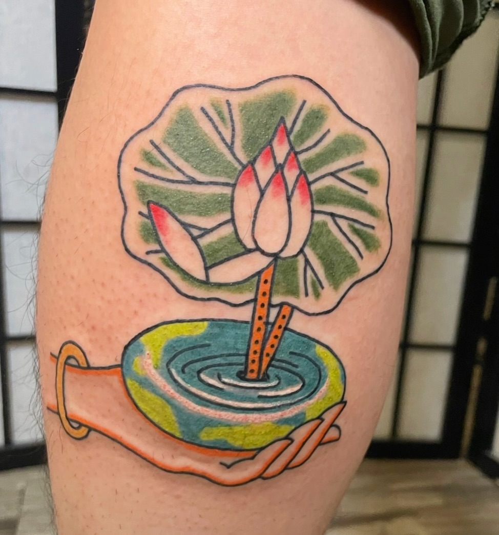 Tattoo by @bigmoon_18 — american_traditional