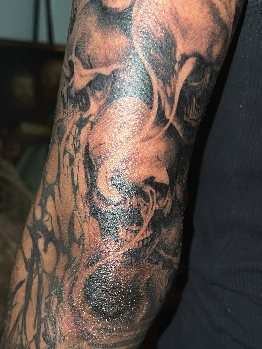 Tattoo by @anthnybr — black_and_grey, realism