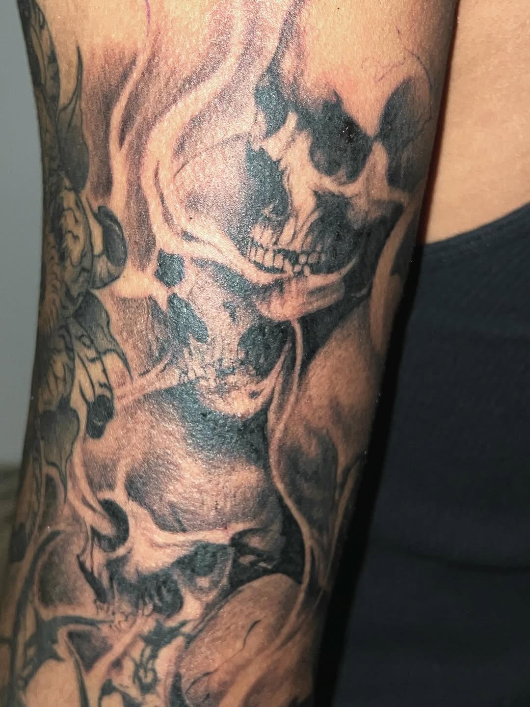 Tattoo by @anthnybr — black_and_grey, realism