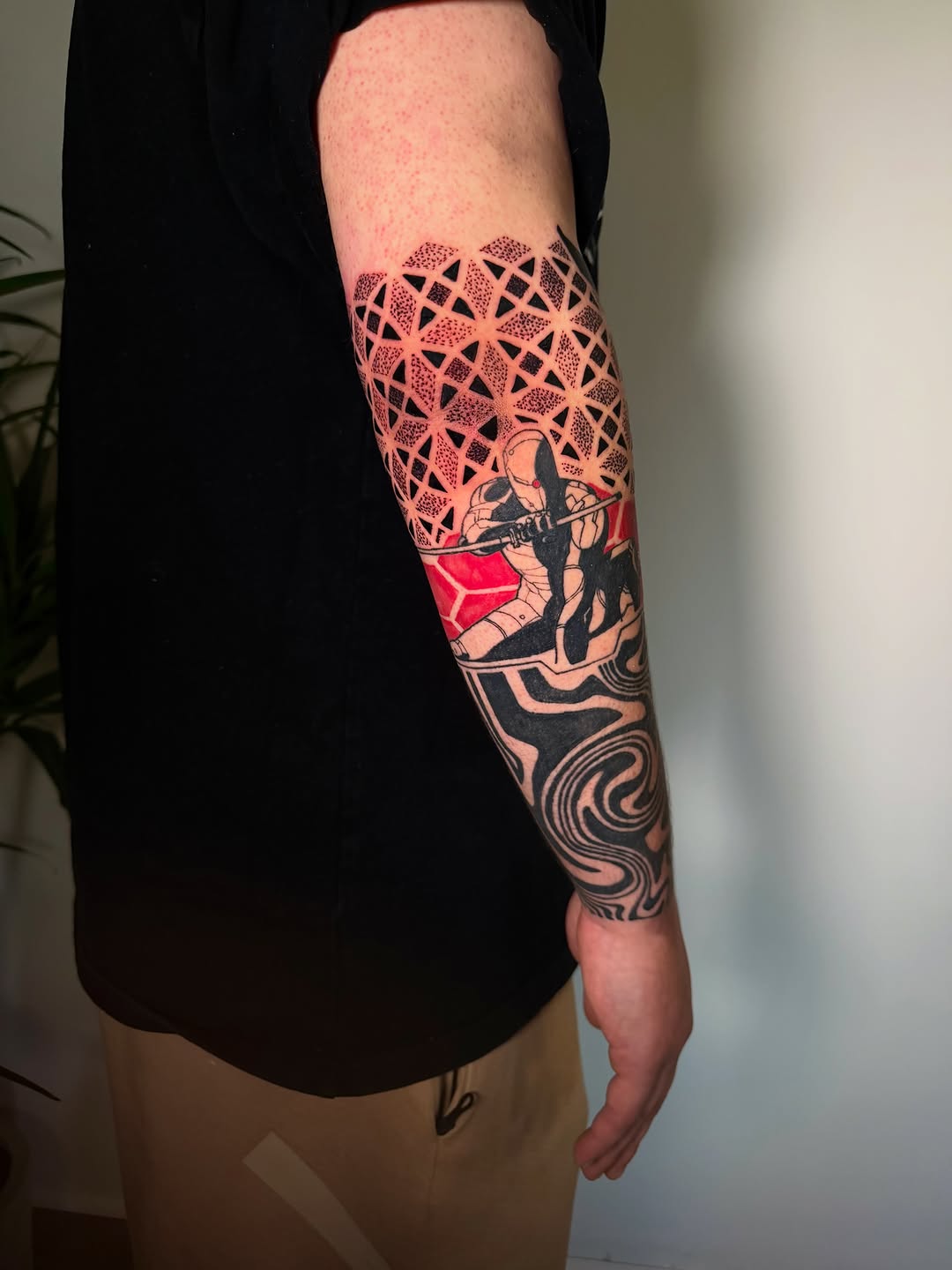 Tattoo by @thebig_rosstattoo — geometric