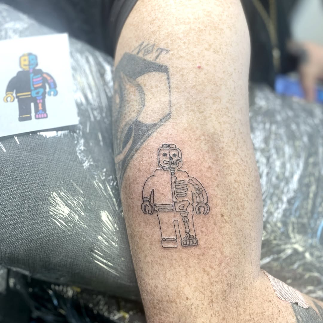 Tattoo by @inkart_ari — fine_line