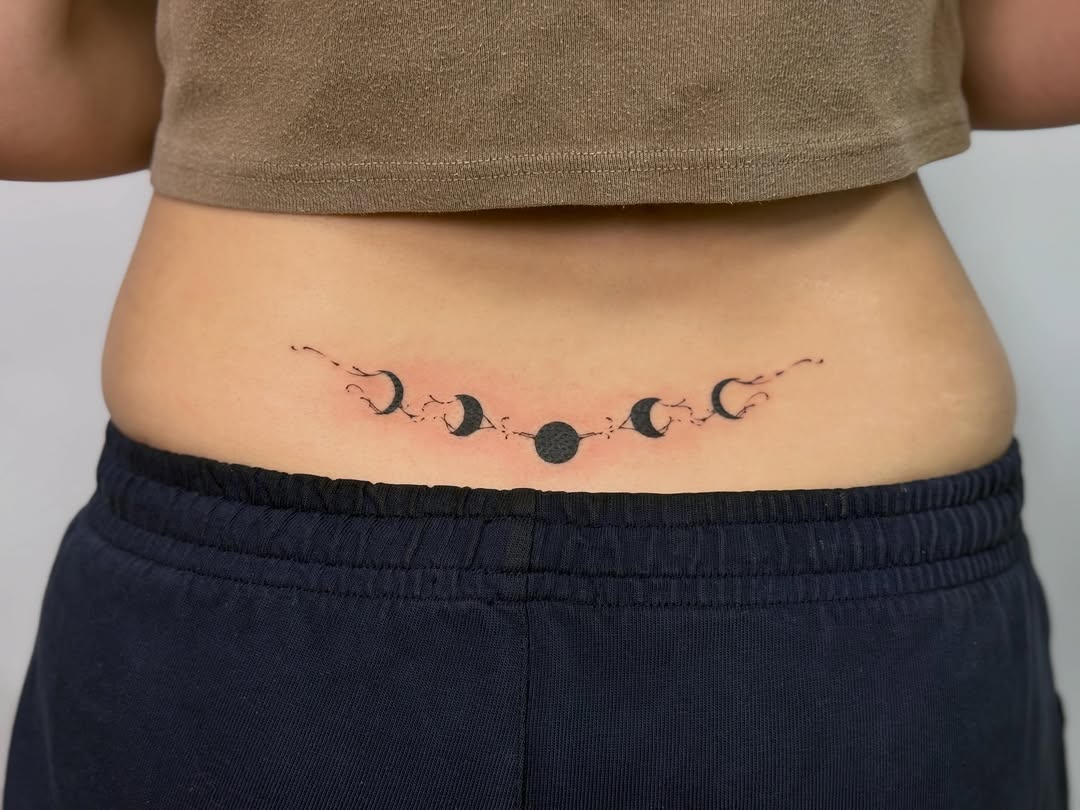 Tattoo by @vaehinked — fine_line, illustrative