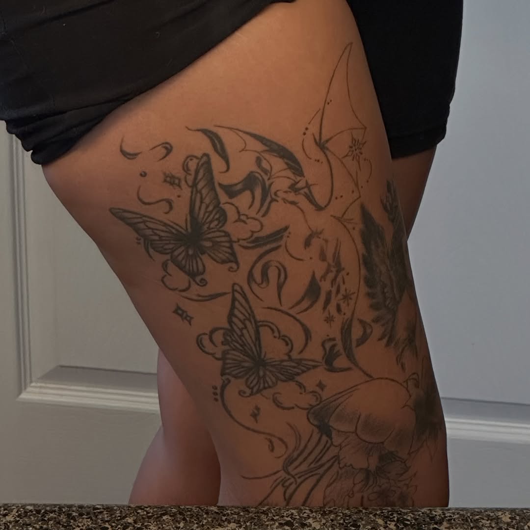 Tattoo by @culturadelareyna — fine_line