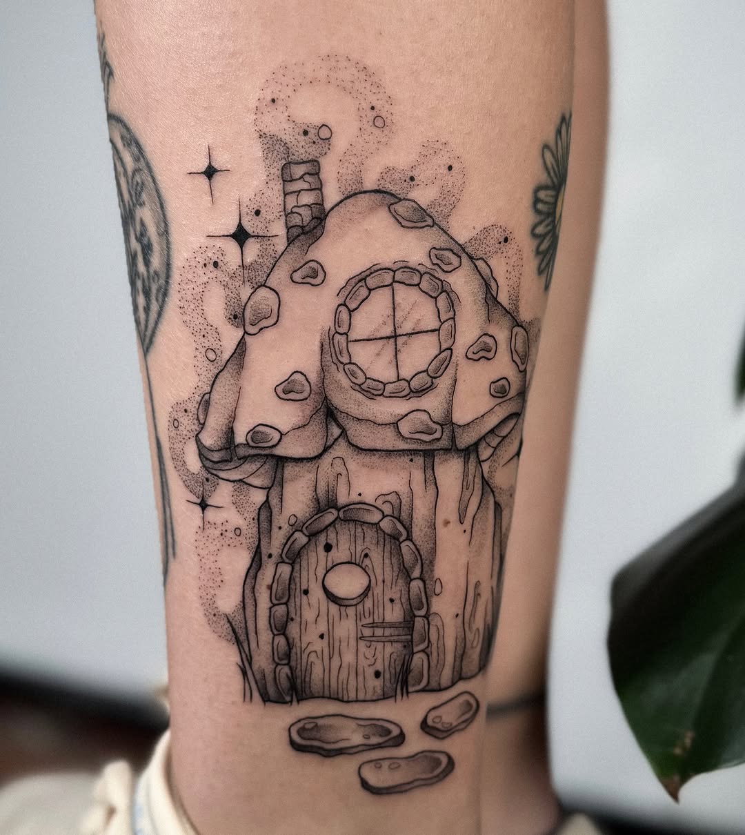 Tattoo by @jessbloomtattoo — dotwork