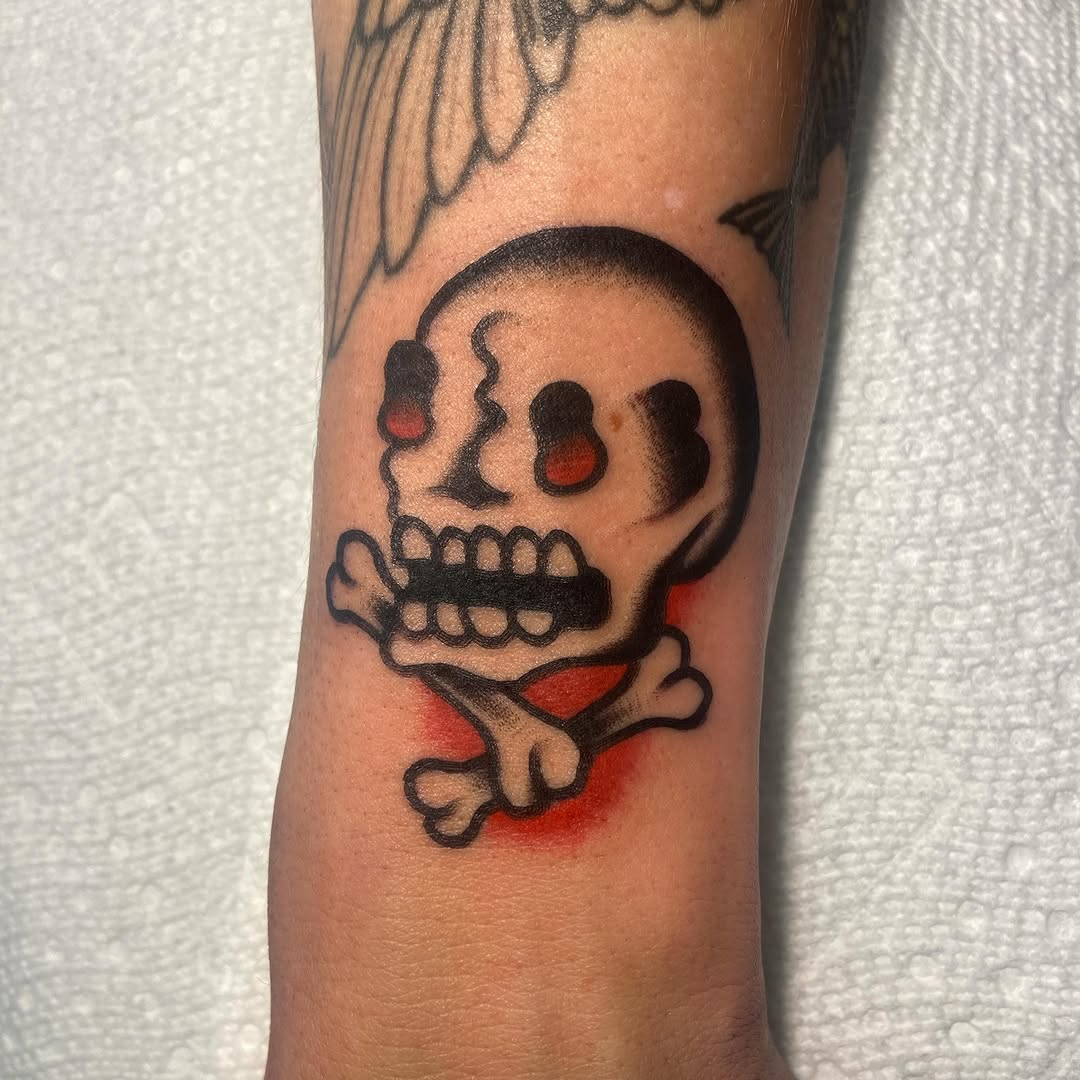 Tattoo by @thedeadwhatever — american_traditional, illustrative