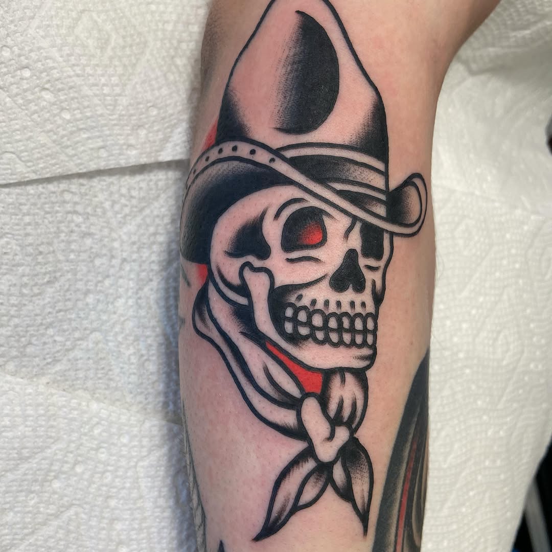 Tattoo by @thedeadwhatever — american_traditional, illustrative