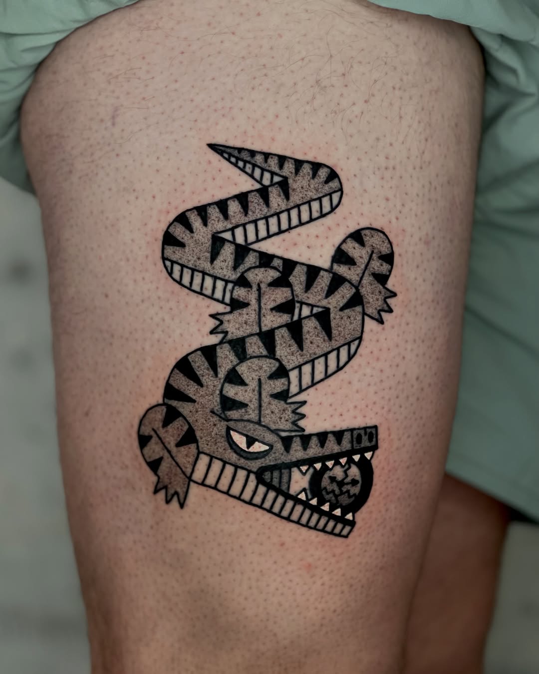 Tattoo by @rakataka.tattoo โ american_traditional