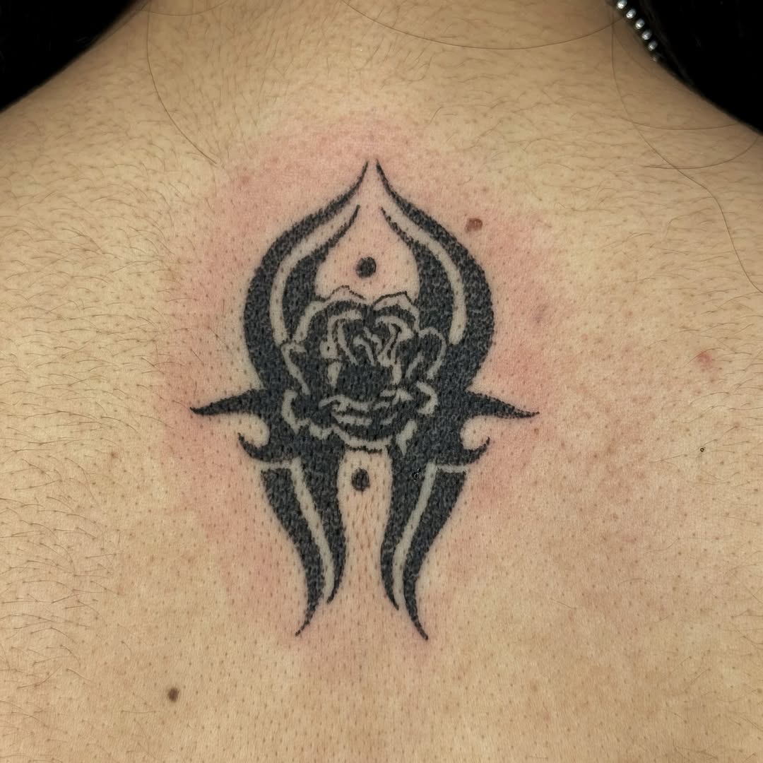 Tattoo by @jointkillertattoo โ tribal