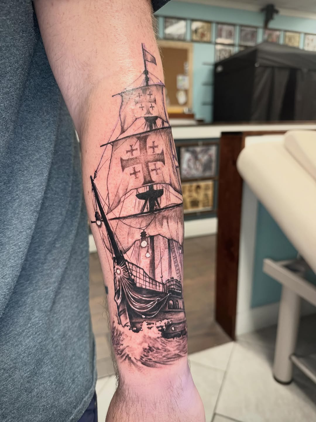 Tattoo by @sav.exe — black_and_grey, realism