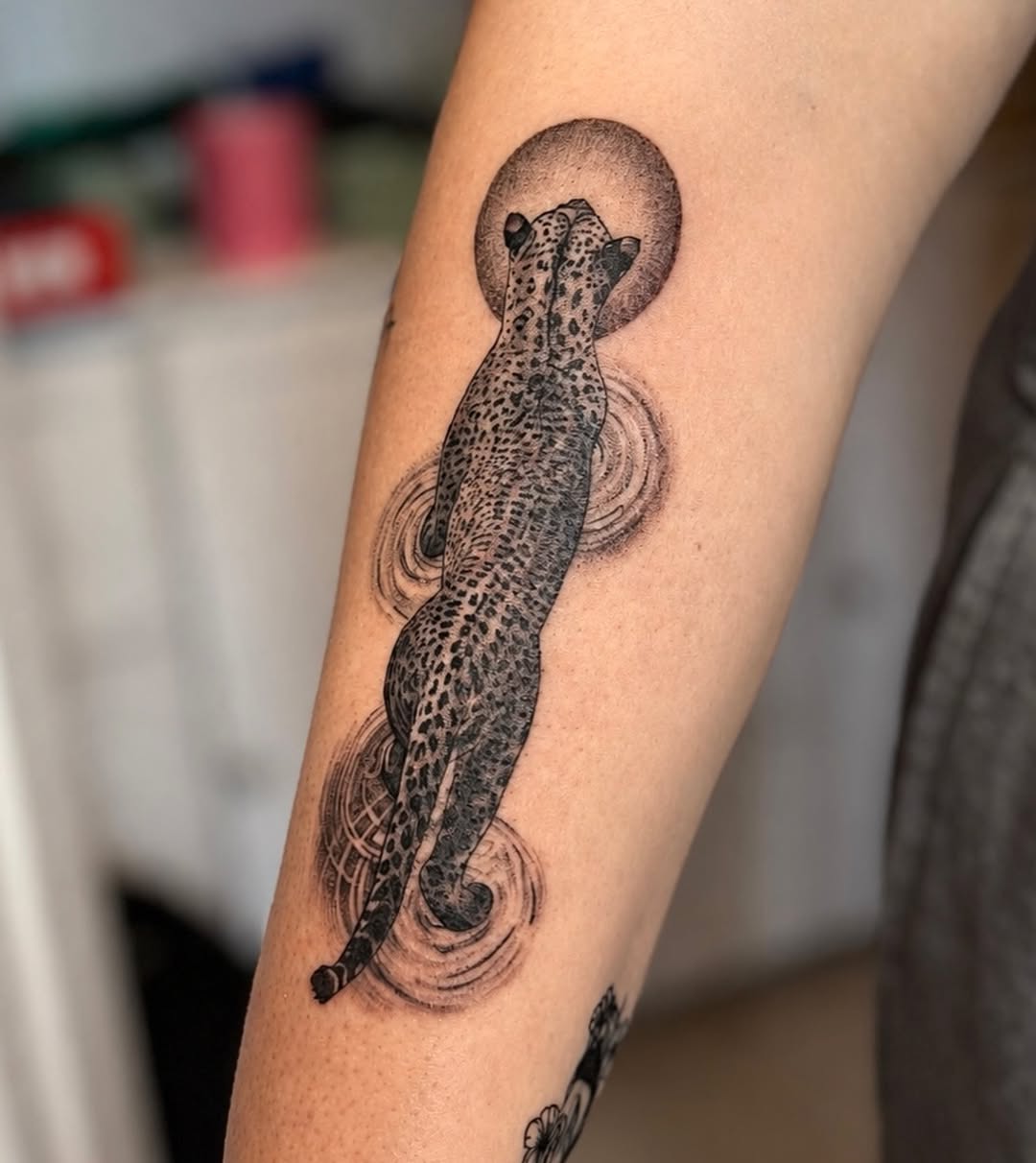 Tattoo by @mozeratti.tattoos — black_and_grey