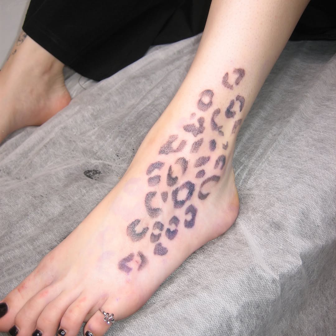 Tattoo by @glue.0000 — black_and_grey