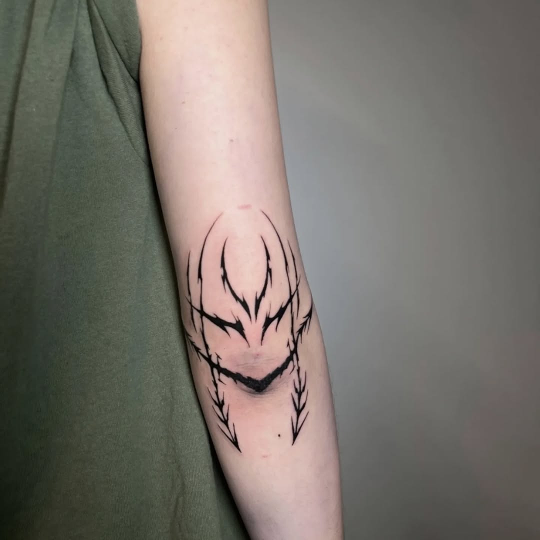 Tattoo by @joc_o_tattoo — blackwork, geometric