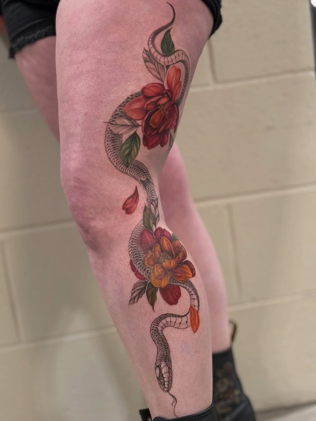 Tattoo by @pakhanova — realism, fine_line