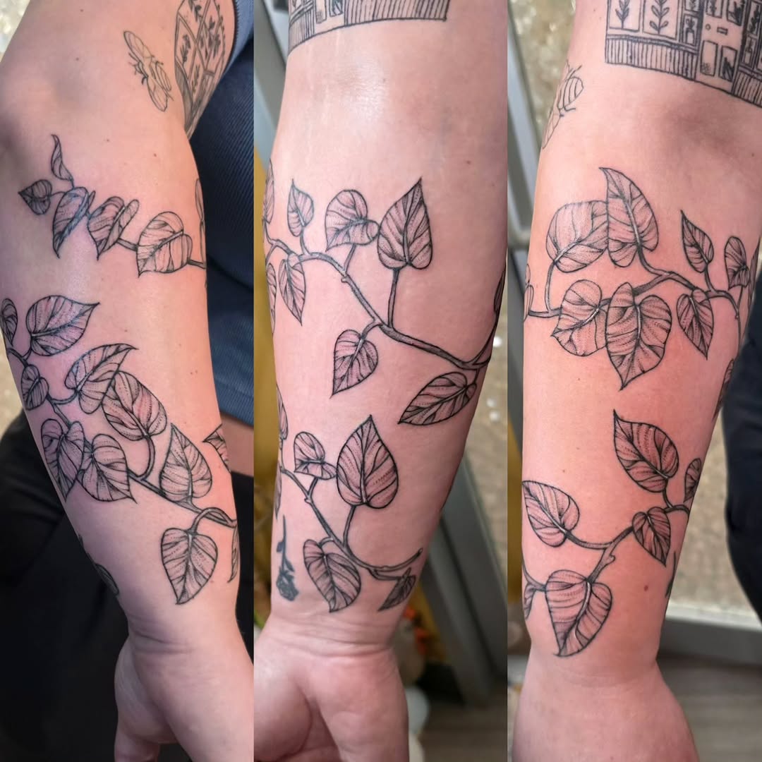 Tattoo by @emerald_ivy_tattoo — fine_line