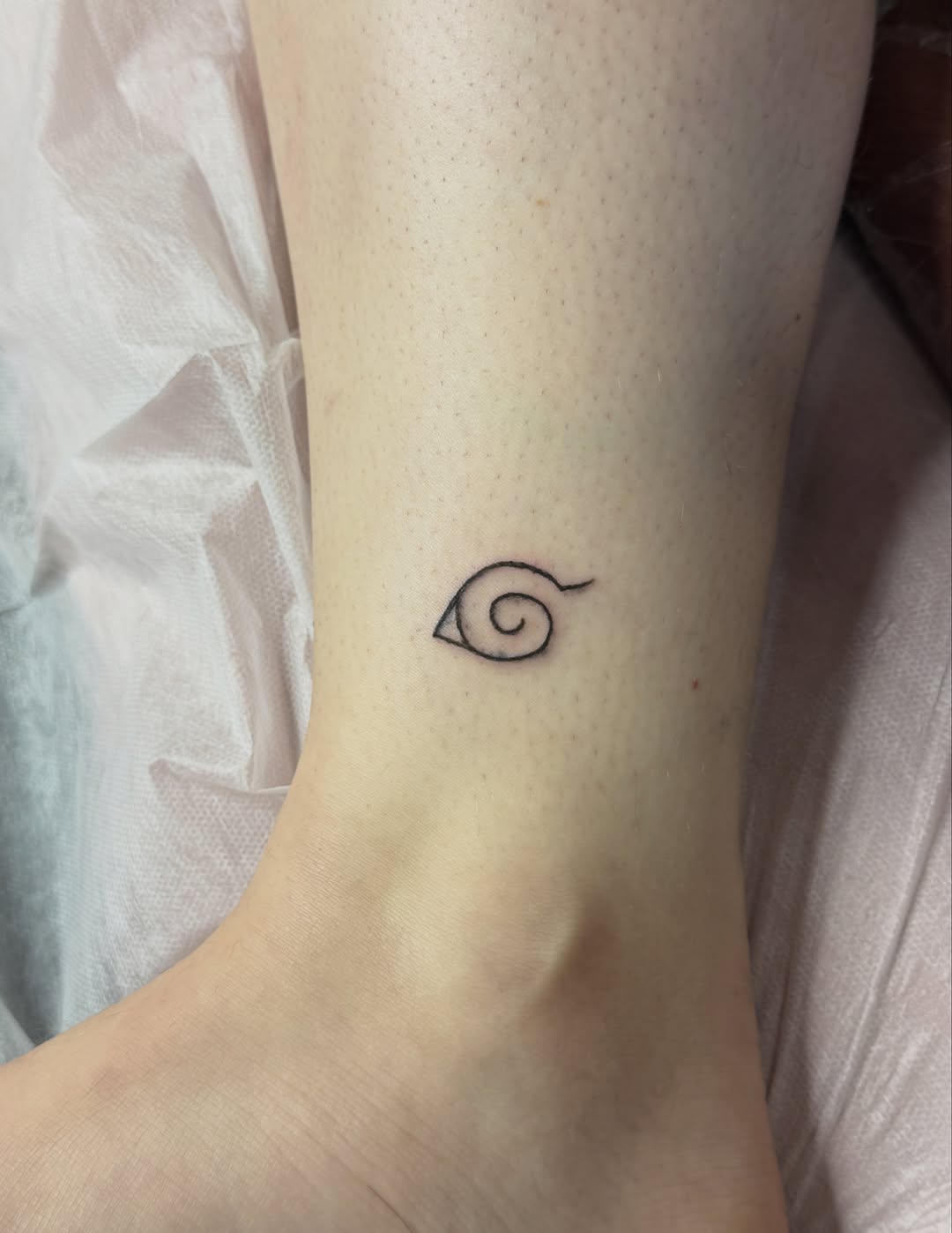 Tattoo by @susususprnova — minimalist, anime
