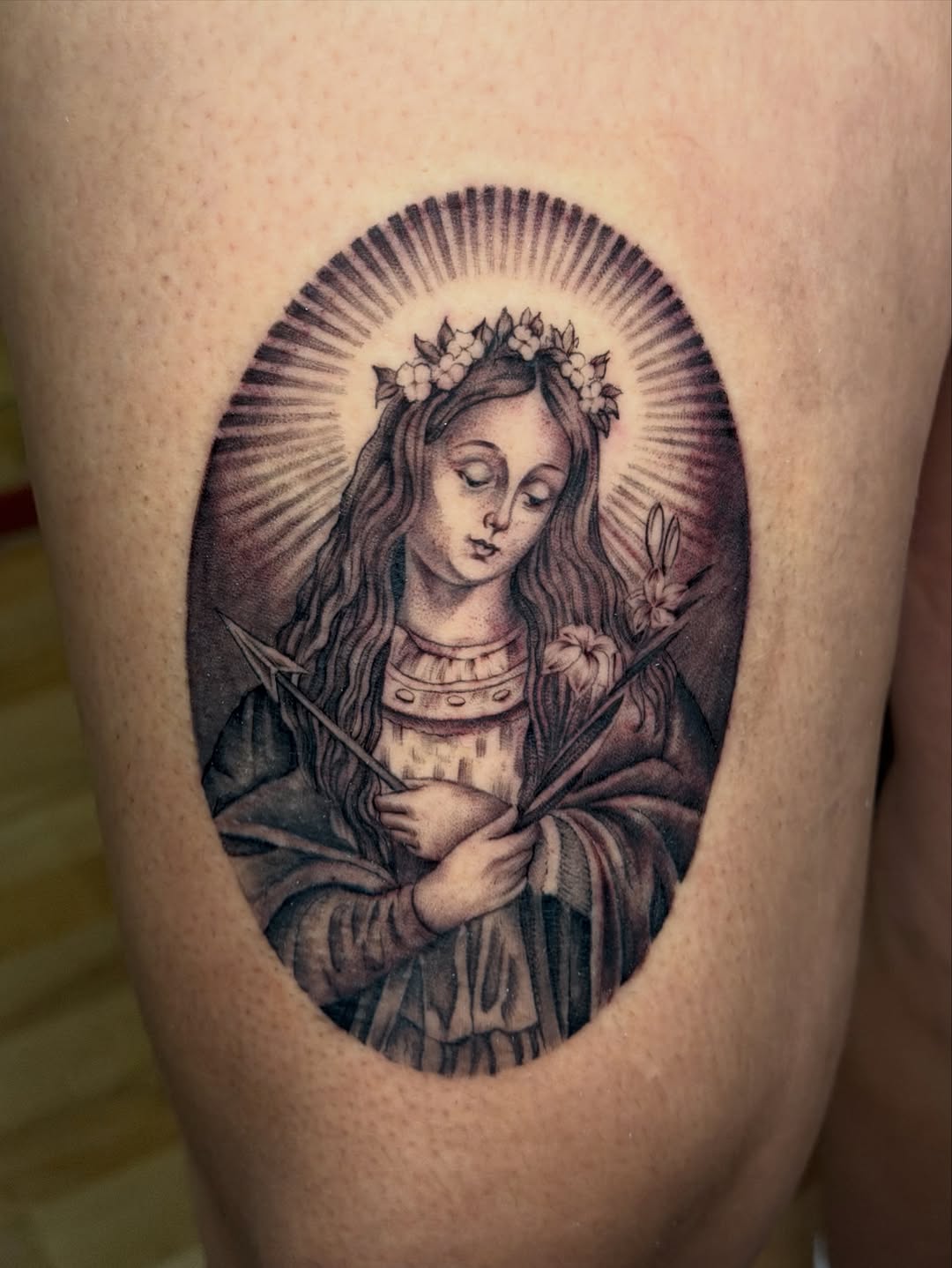 Tattoo by @veranosarttt — black_and_grey, realism