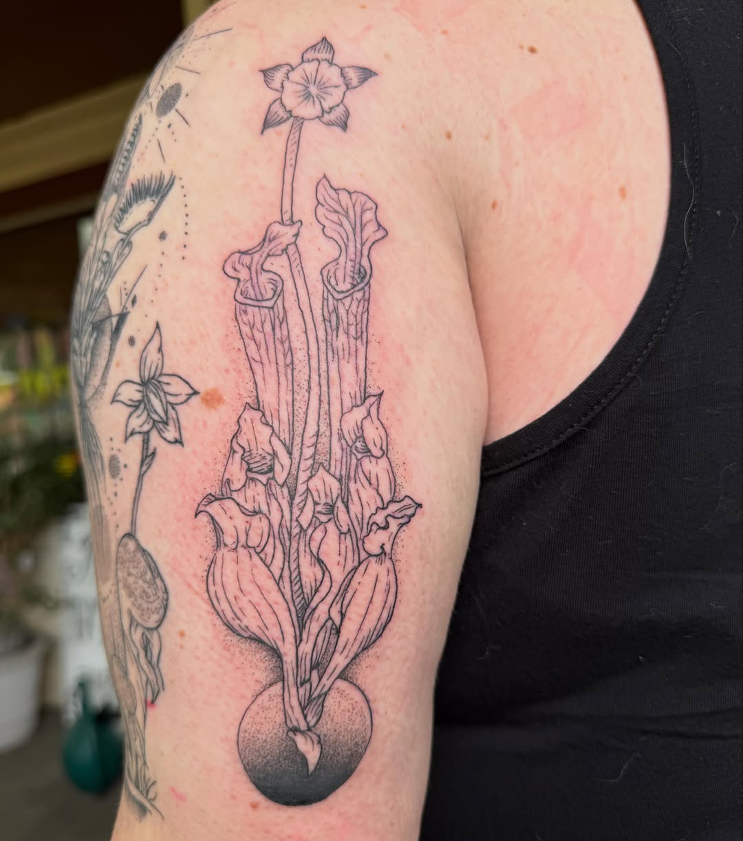 Tattoo by @vincent_espinoza_tattoo — illustrative, dotwork