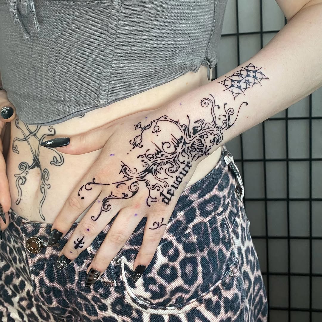 Tattoo by @woodniptat โ lettering_script, ornamental