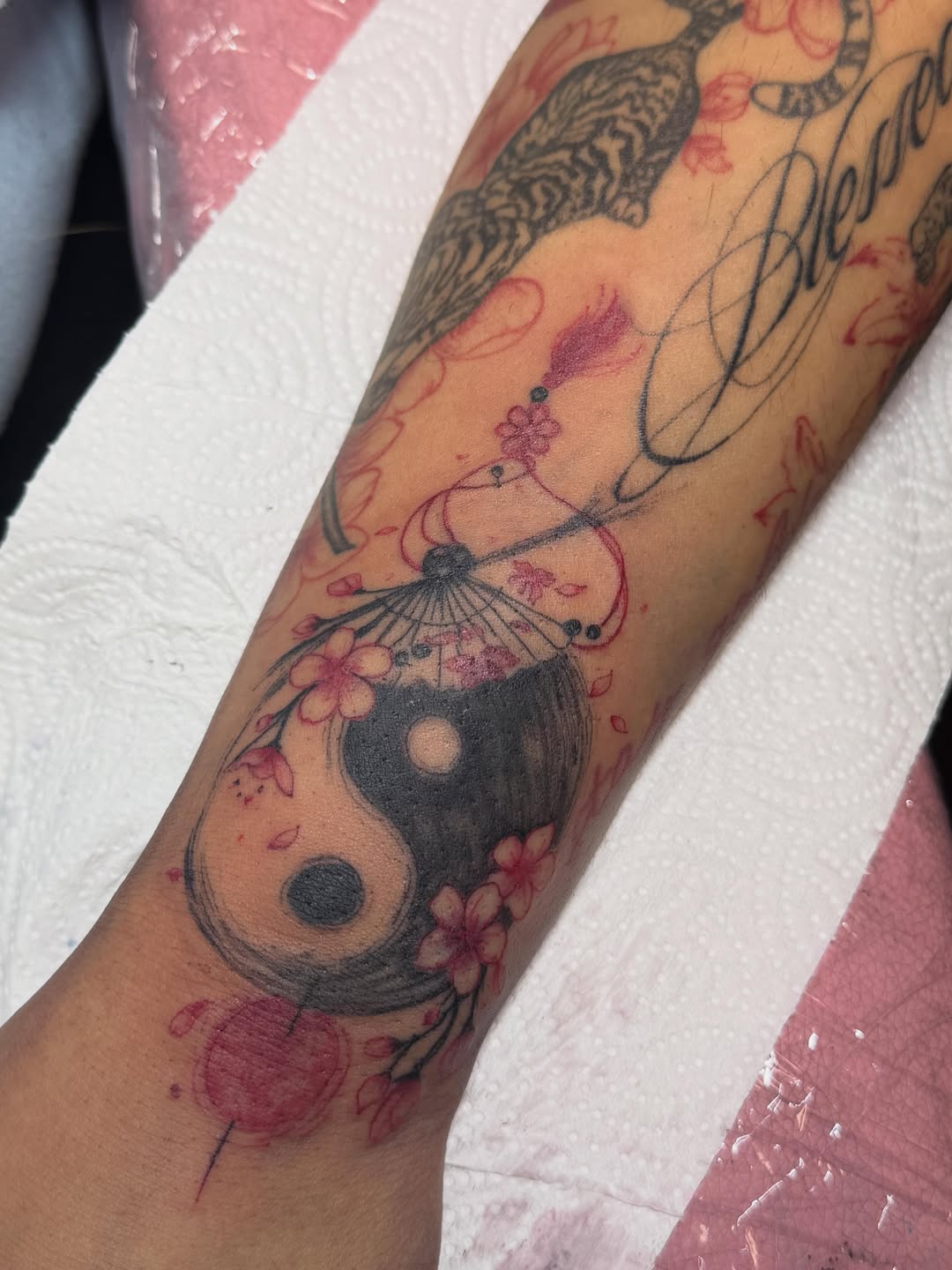 Tattoo by @tatssbydess — black_and_grey
