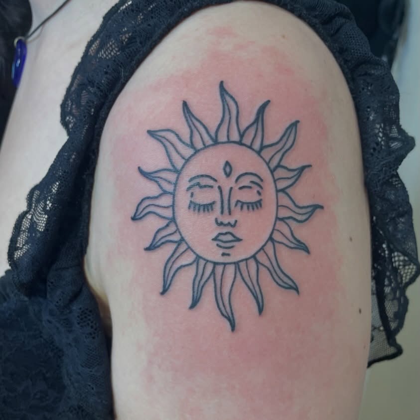 Tattoo by @alexbtatz โ fine_line