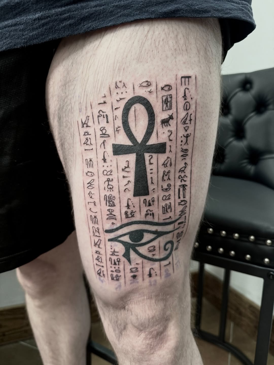 Tattoo by @slicedbyshaylee β blackwork, illustrative