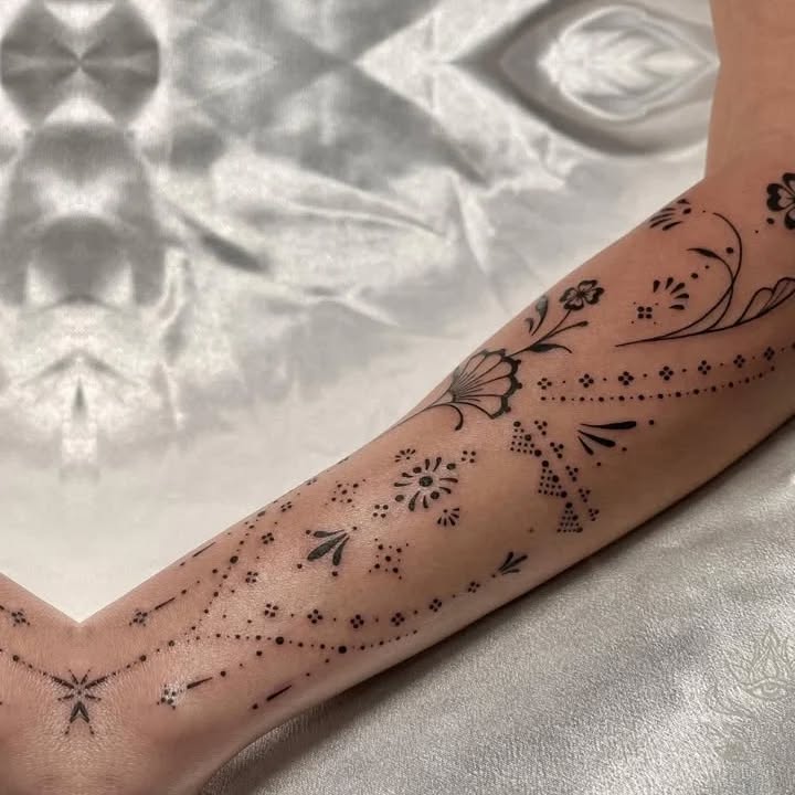 Tattoo by @donavon_batz — fine_line