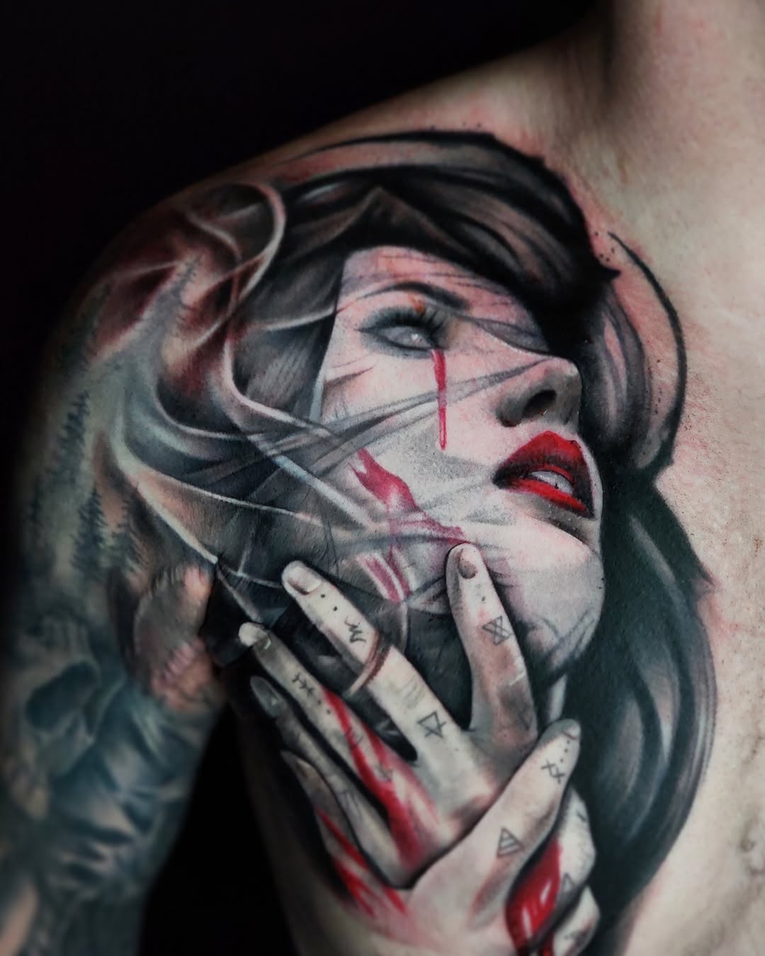 Tattoo by @su.tattoos_ — realism, dark_realism