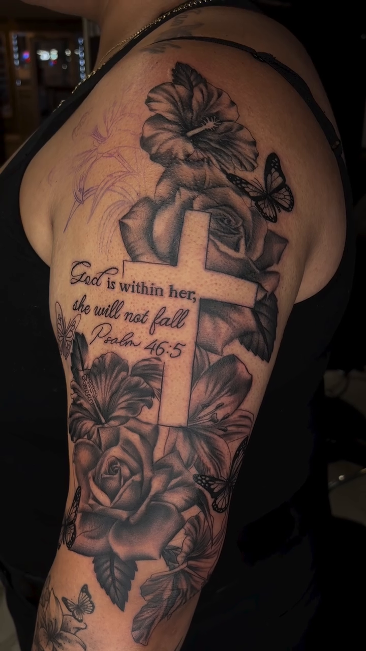 Tattoo by @venuss.inks — black_and_grey, realism