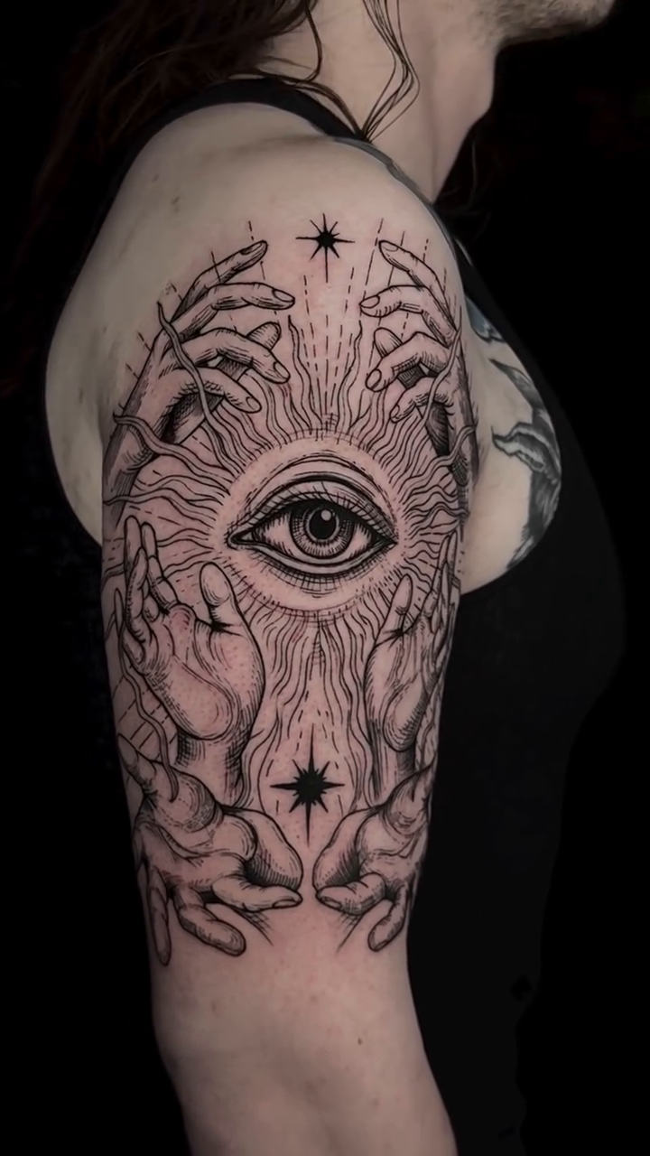 Tattoo by @hiralupe_tattoo — illustrative, black_and_grey