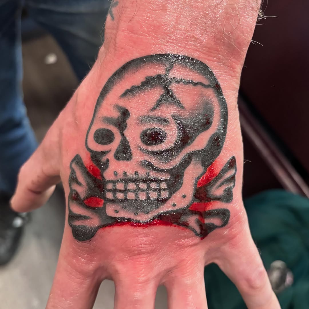 Tattoo by @jonathan_putur — american_traditional