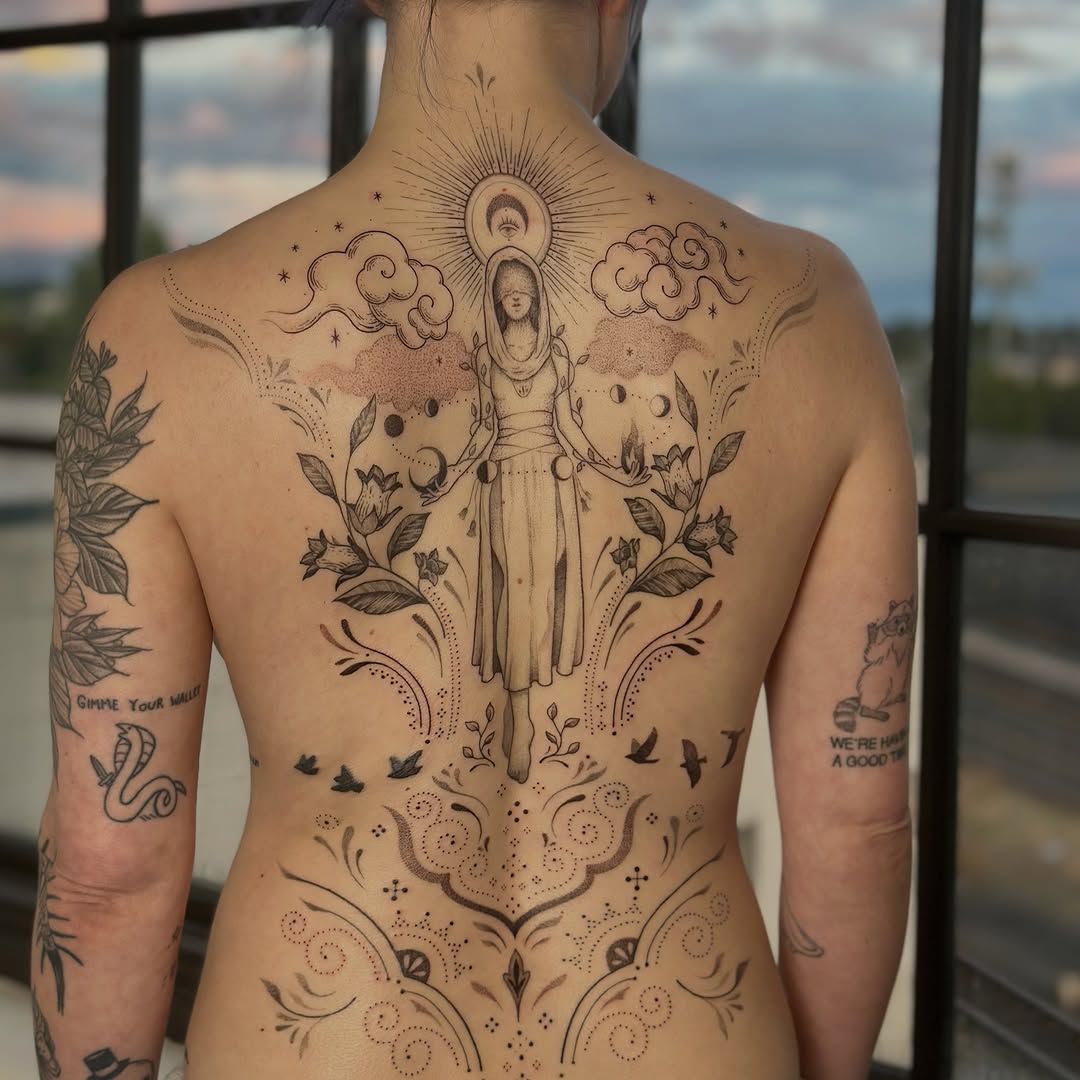 Tattoo by @santiagogdon β dotwork