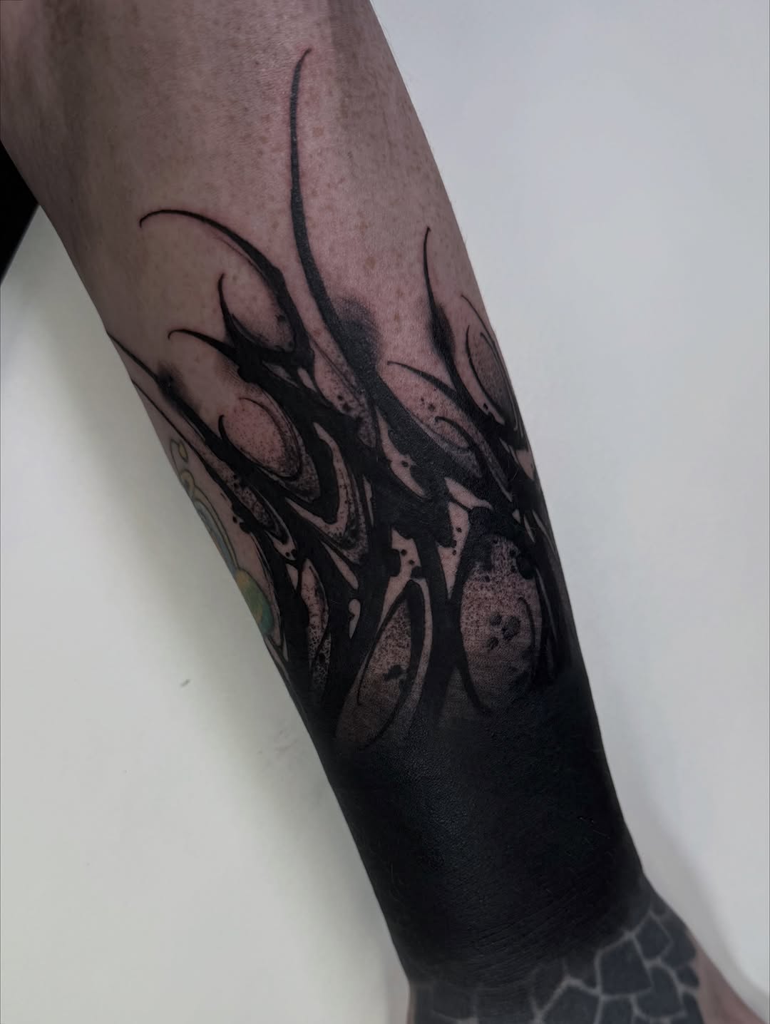 Tattoo by @scabberwocky — blackwork